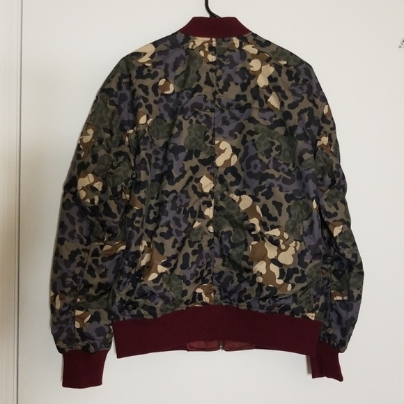 2 FOR 85 Converse Bomber Jacket  Reversible Camo - Picture 5 of 8